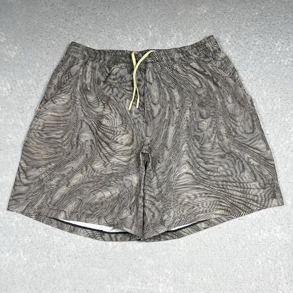 Lululemon Pace Breaker Shorts Mens Size Large Yellow Inseam 7 in No Liner - Picture 1 of 11